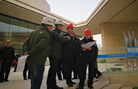 成都市公安局副局長、交管局局長李文勝一行調(diào)研成都城市音樂廳項目相關(guān)工作