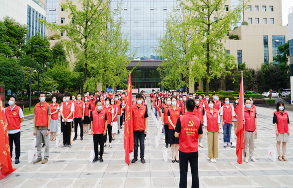 致敬！集團(tuán)這些戰(zhàn)“疫”先鋒獲市委組織部通報(bào)表揚(yáng)