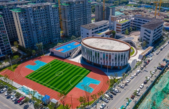 VR平臺(tái)火熱上線，帶你“身臨其境”觀看校園實(shí)景