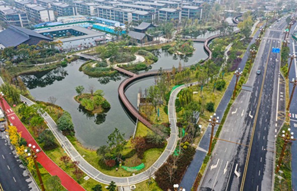 為城市增添幸福底色，成都城投集團持續(xù)實施“兩拆一增”專項行動