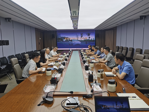 駐集團(tuán)紀(jì)檢監(jiān)察組組長(zhǎng)馬雄調(diào)研能源集團(tuán)，要求做好紀(jì)檢工作與生產(chǎn)經(jīng)營(yíng)工作的深度融合，強(qiáng)化風(fēng)險(xiǎn)防控   